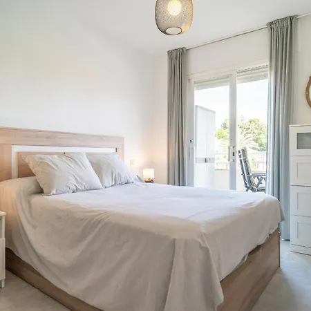In With Outdoor Swimming Pool, Wifi And 1 Bedrooms Apartment Torremolinos