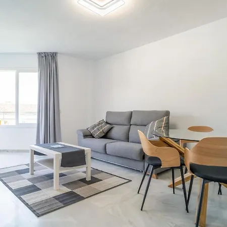 In With Outdoor Swimming Pool, Wifi And 1 Bedrooms Torremolinos