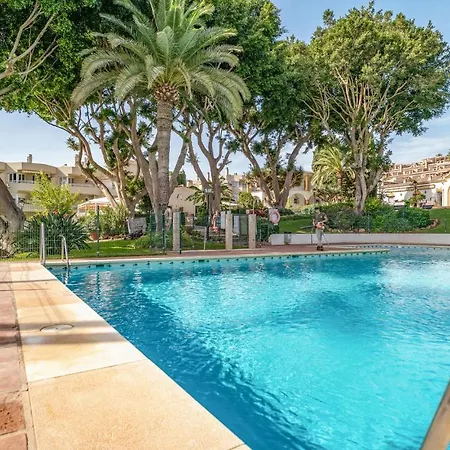 In With Outdoor Swimming Pool, Wifi And 1 Bedrooms Apartment Torremolinos